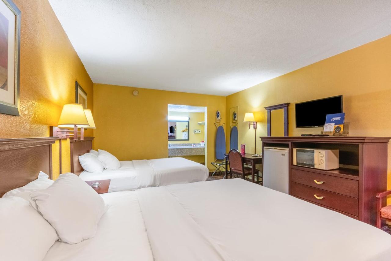 Americas Best Value Inn Of Elk City Exterior photo